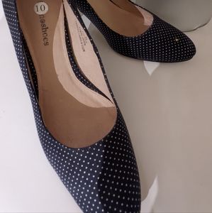 Polka dot shoes for women